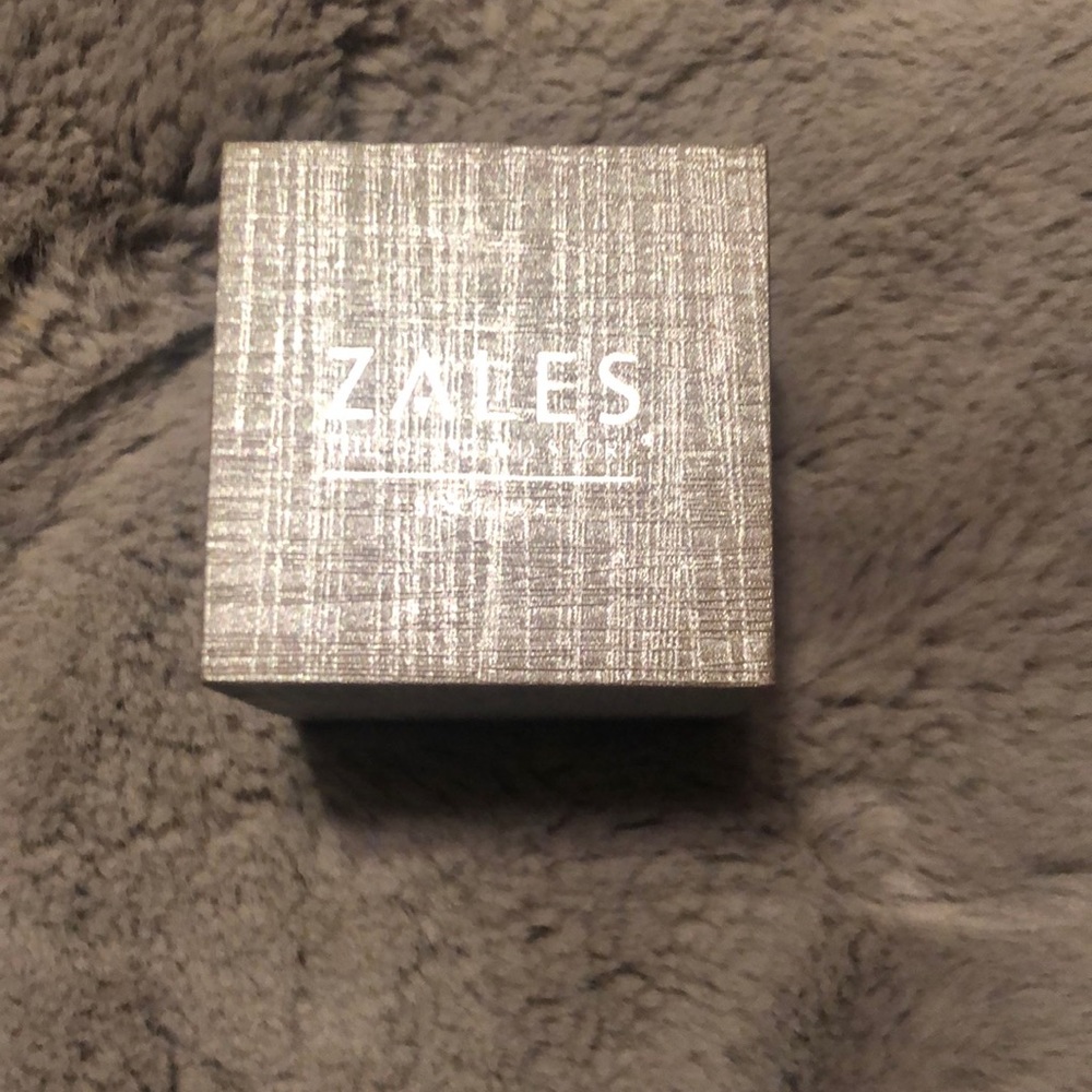 Zales necklace “Believe “